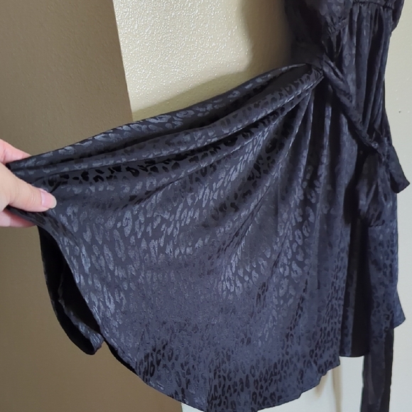 BCBG Halter Black Textured Animal Print Dress NWOT - Picture 4 of 10